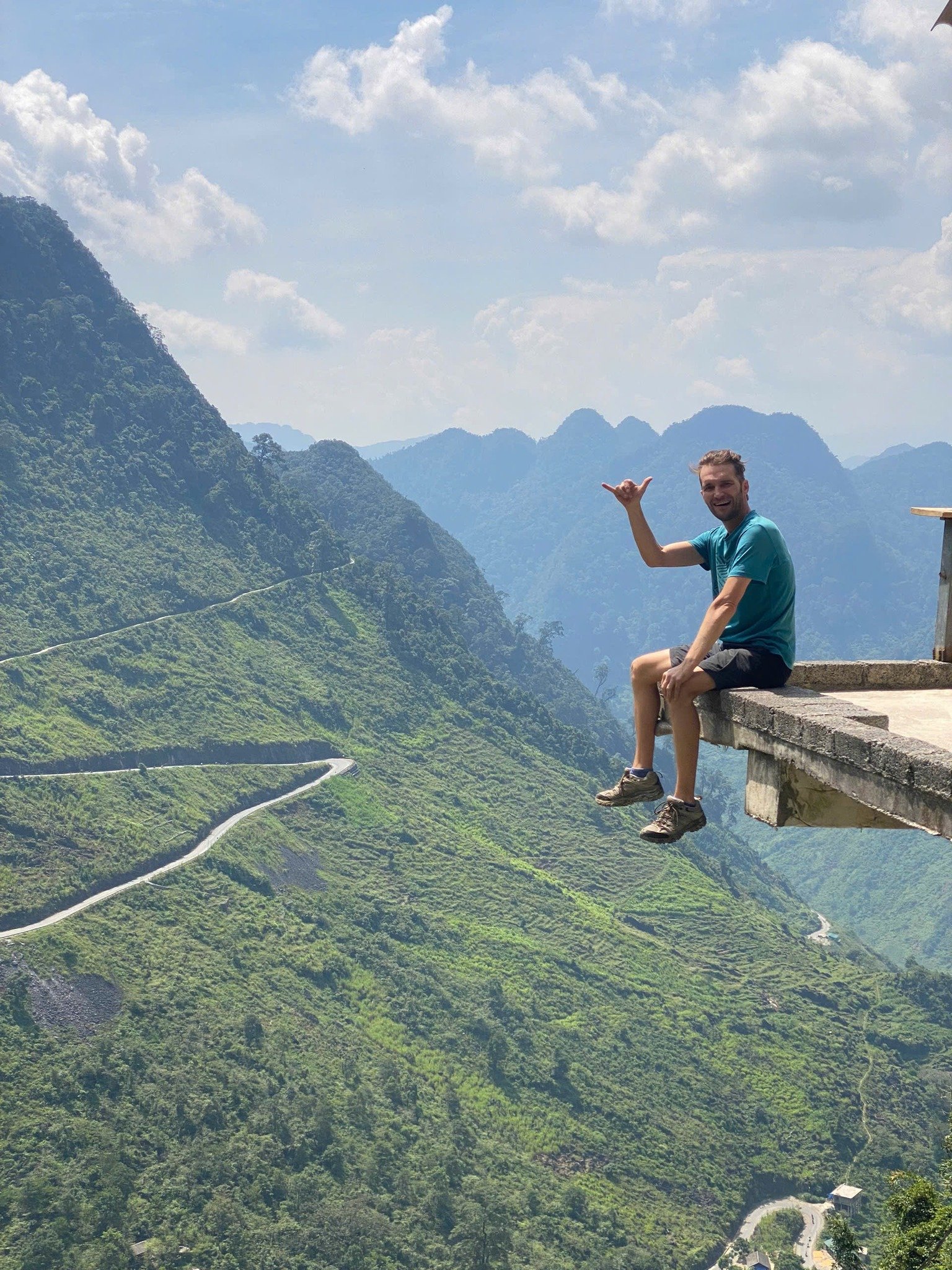 E-Bike Cycling Tour: Hanoi - Ba Be - Ha Giang 7 Days